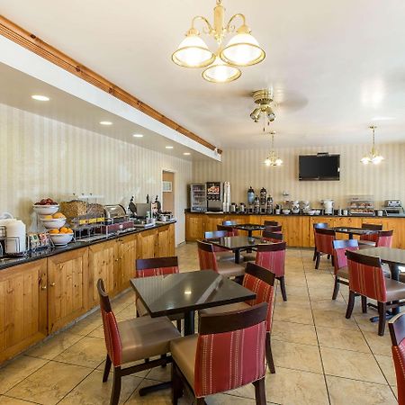 Comfort Suites Summit County Диллон Экстерьер фото