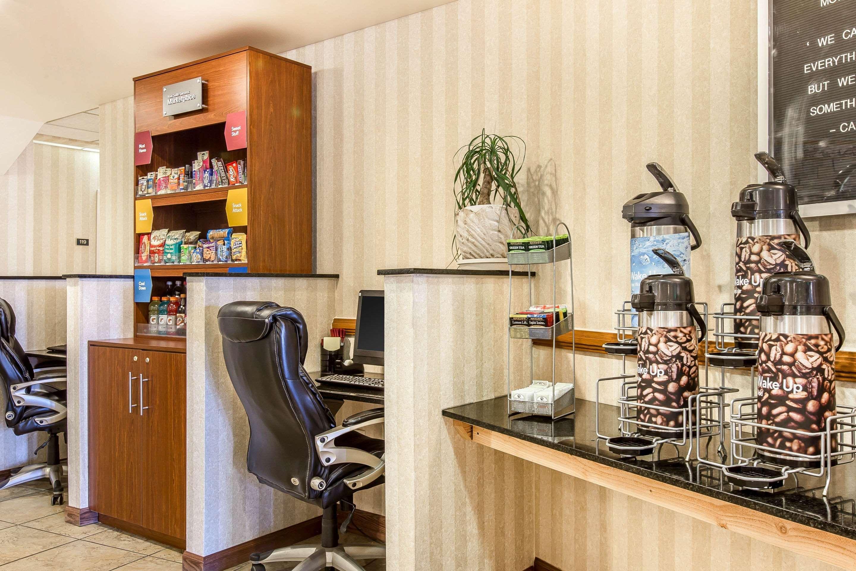 Comfort Suites Summit County Диллон Экстерьер фото