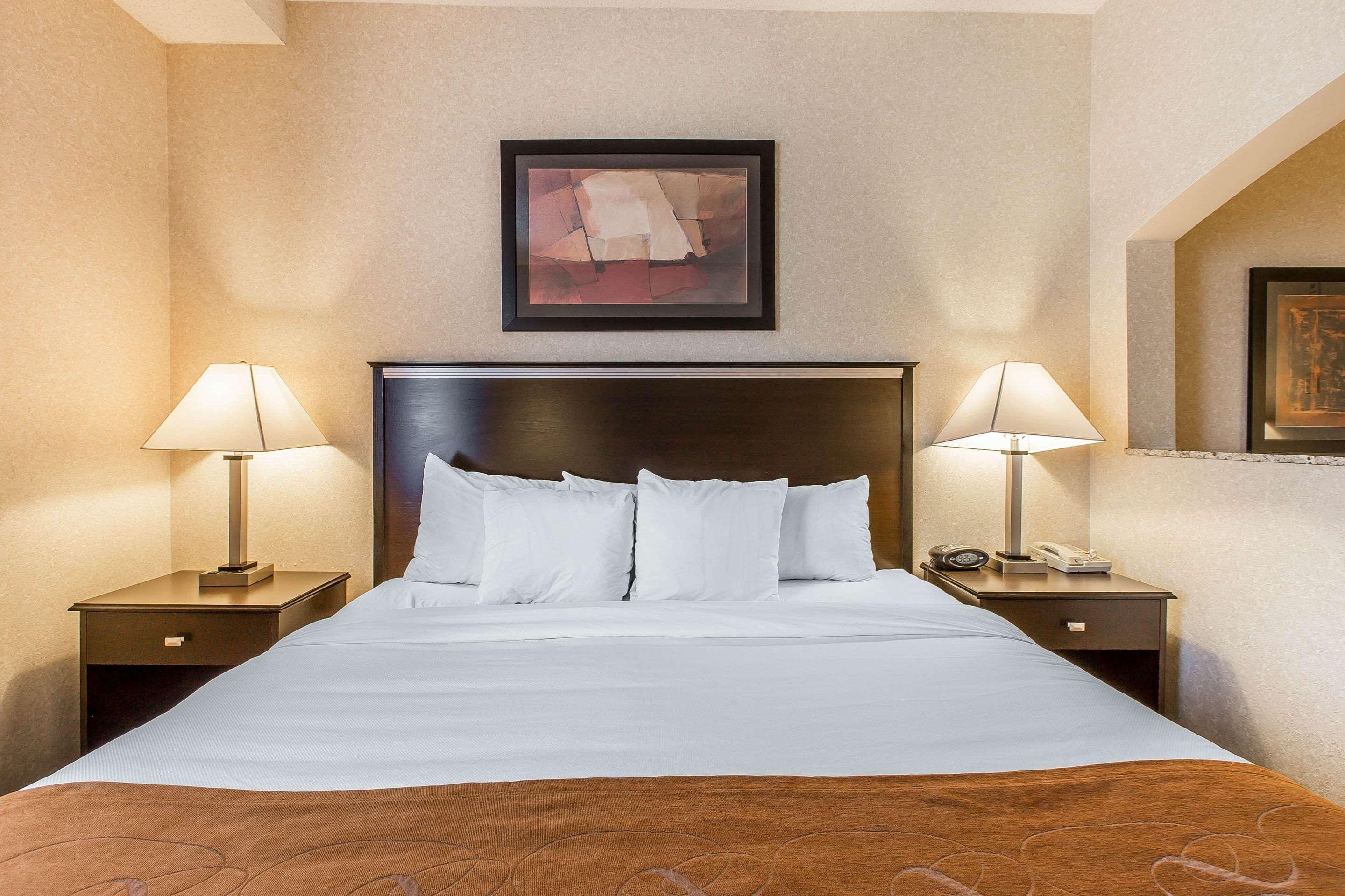 Comfort Suites Summit County Диллон Экстерьер фото